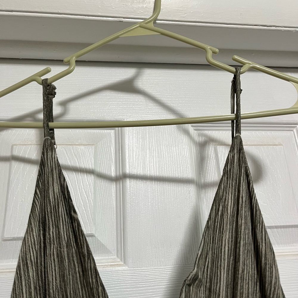 Crinkle Hi-Low Dress Khaki Size L - Picture 5 of 7